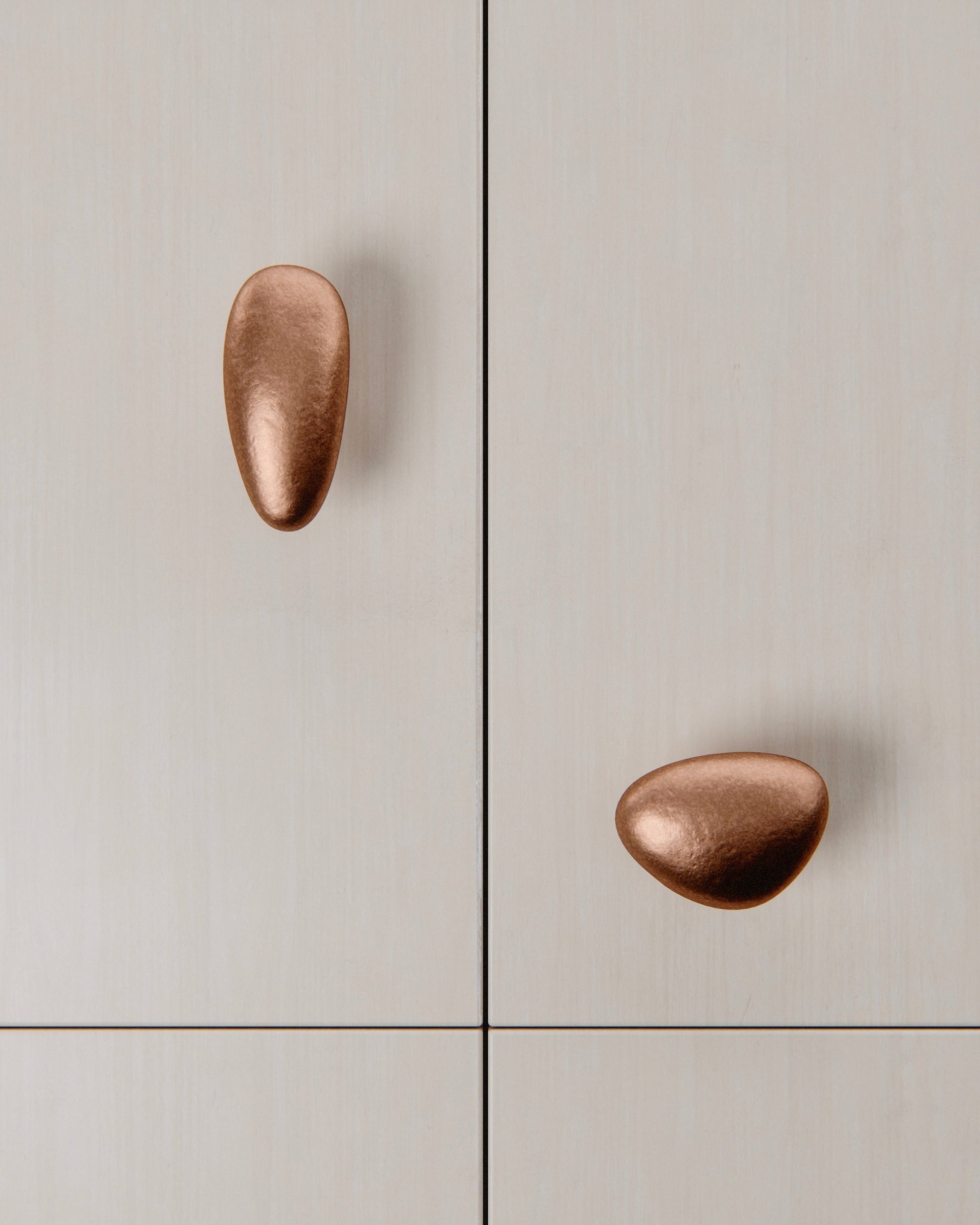 Momi Knob/Hook - Short Hardware