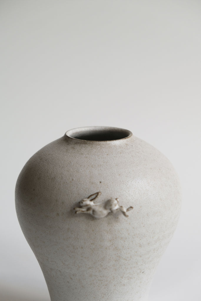 Moonrise Hopping Hare Vessel No.03 Vases