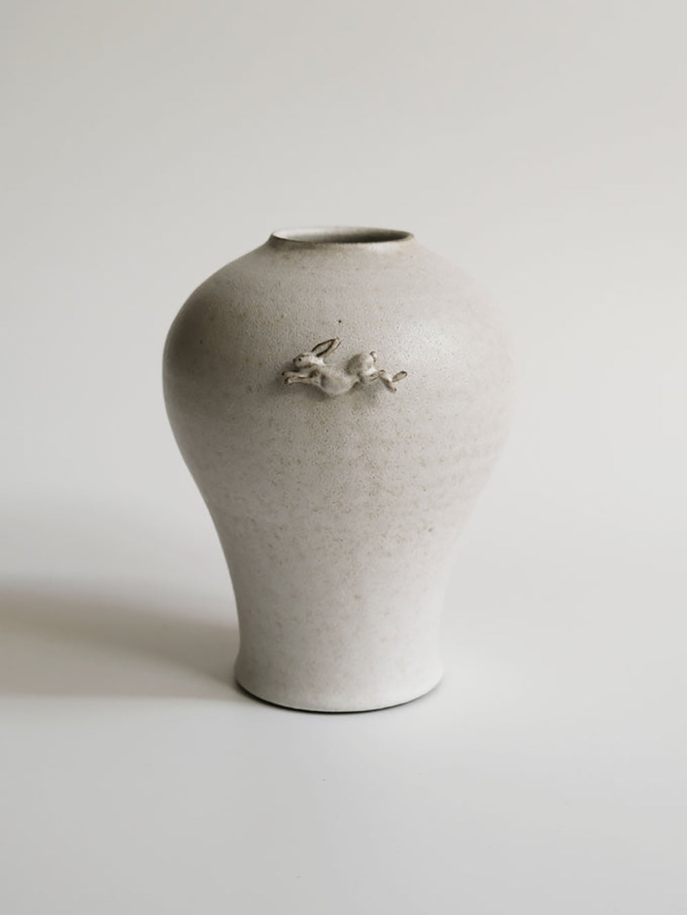 Moonrise Hopping Hare Vessel No.03 Vases