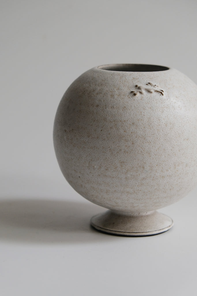 Moonrise Mini Hare Moon Vessel Vases