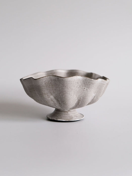 Moonrise Shell No.33 Low Bowl Bowls