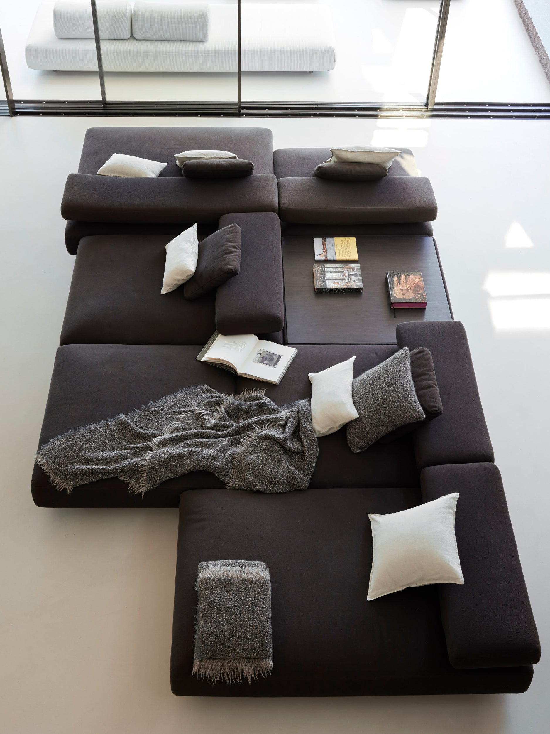 Multi Throw, Throws – Claude Home