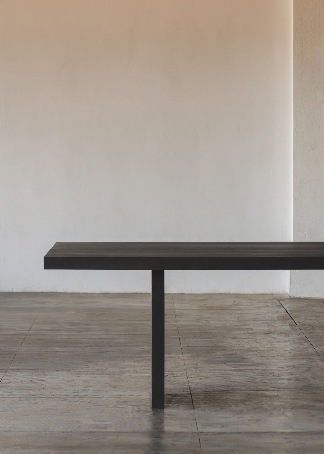 Murakami Table Dining Tables