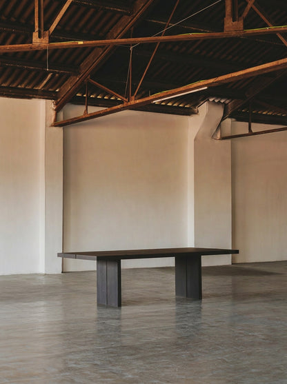 Murakami Table Dining Tables