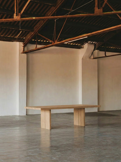 Murakami Table Dining Tables