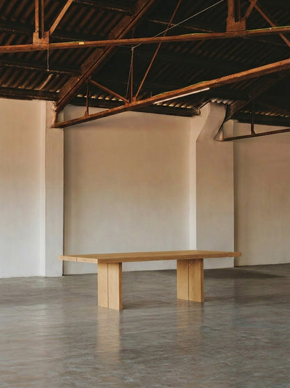 Murakami Table Dining Tables