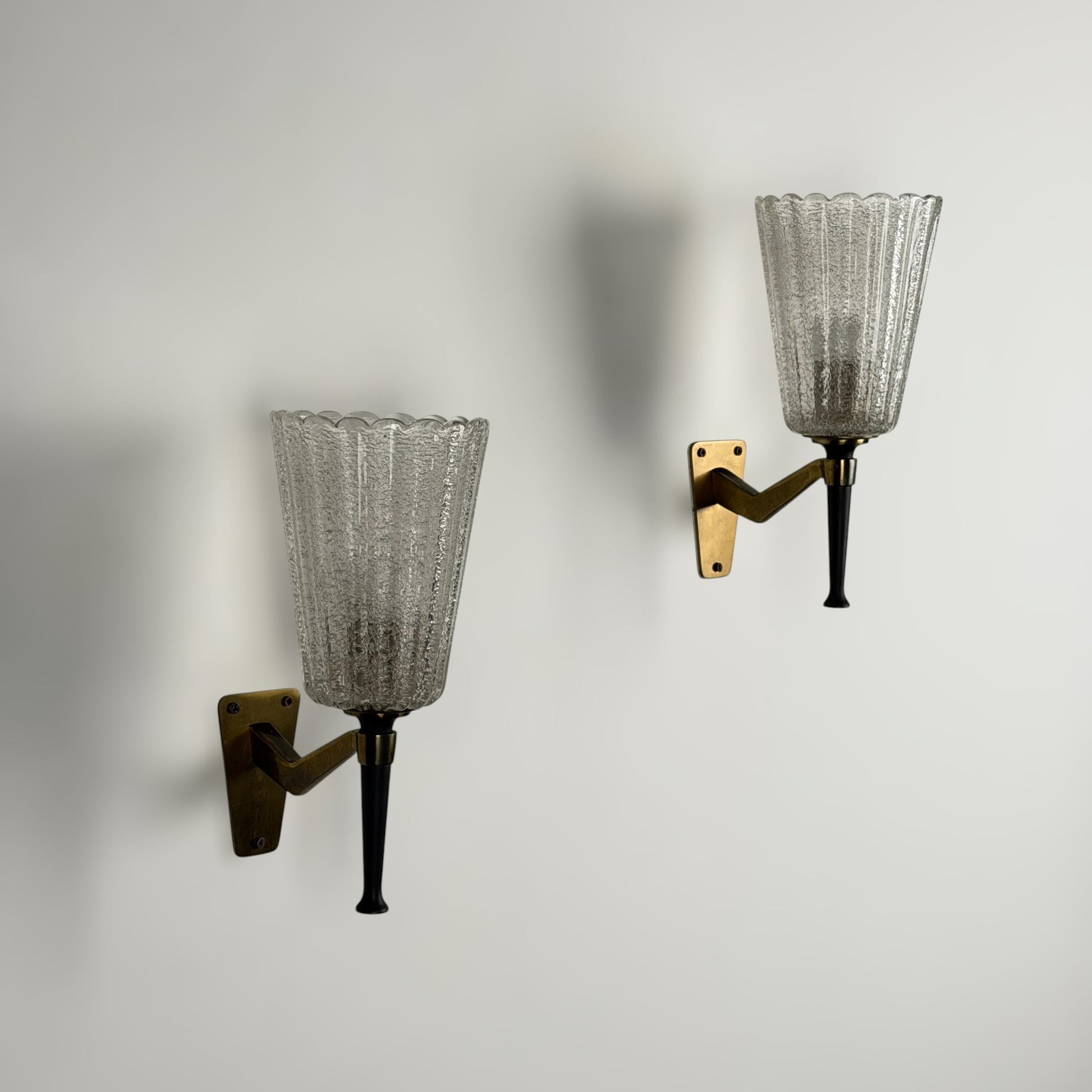 Pair of Large Murano Glass Wall Sconces by Archimede Seguso for Seguso Vetri d'Arte, 1940s Sconces