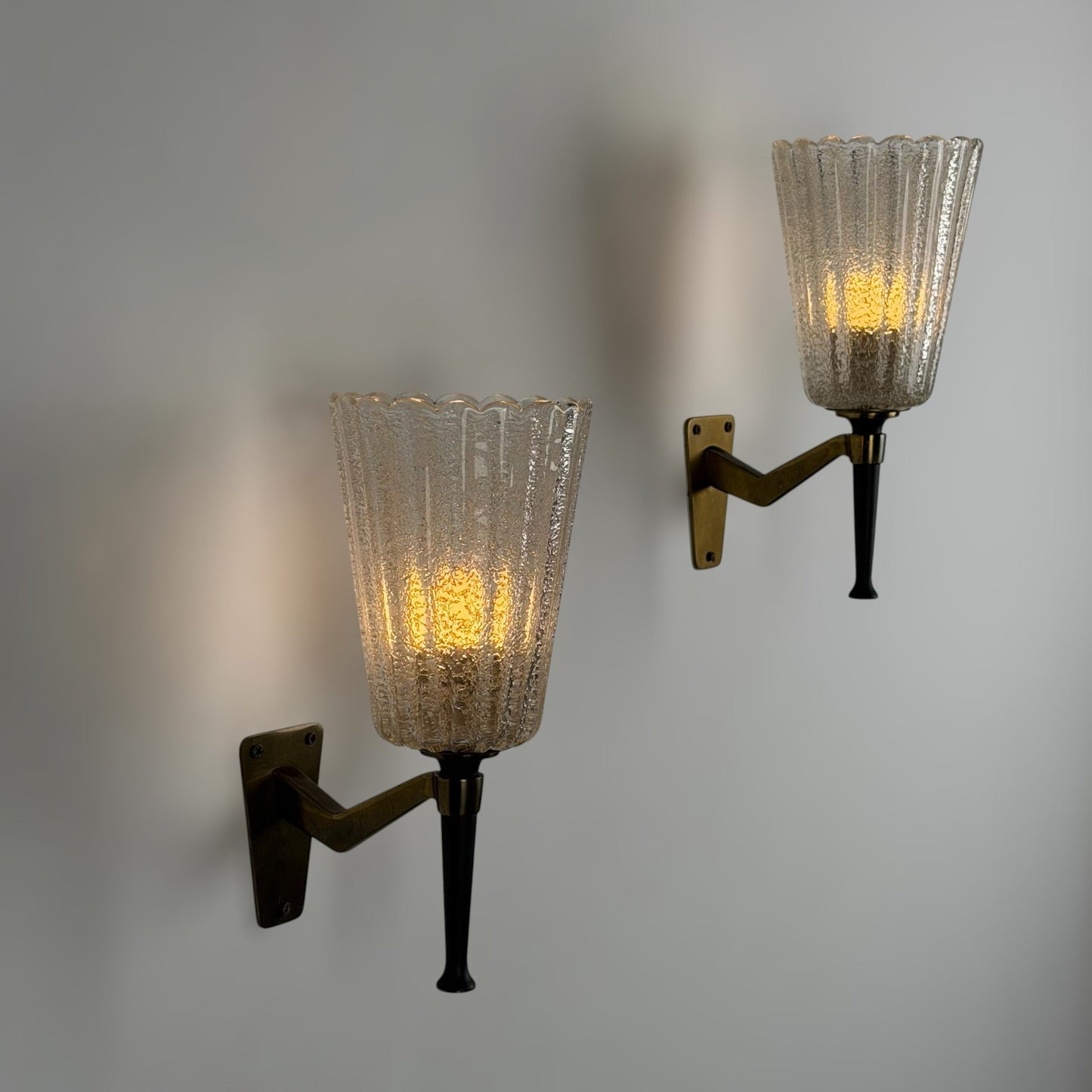 Pair of Large Murano Glass Wall Sconces by Archimede Seguso for Seguso Vetri d'Arte, 1940s Sconces