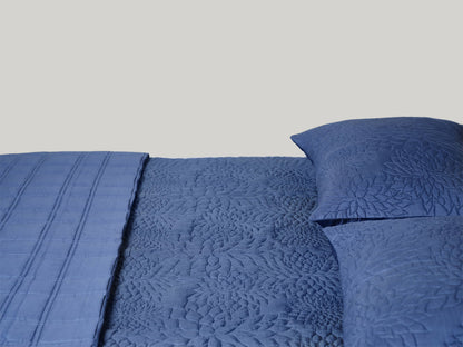 Nadi Tuberous Quilt by Studio Ford Quilts