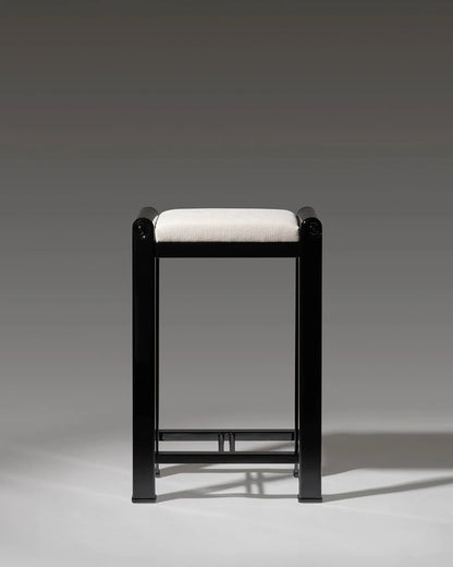 Nautiulus High Stool Stools
