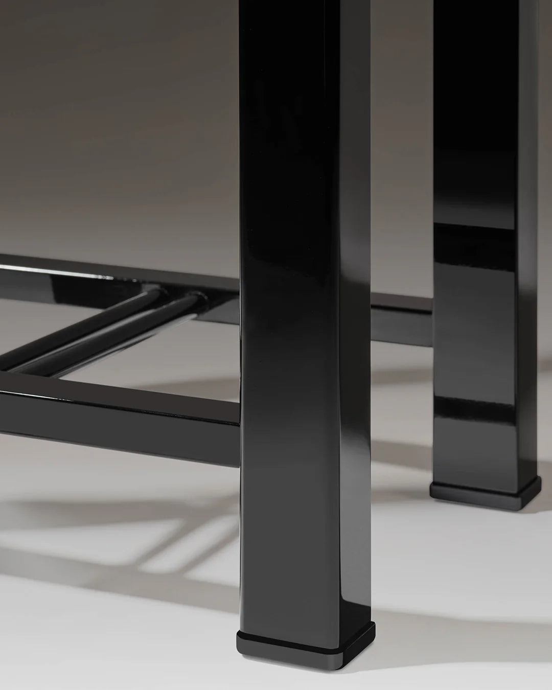Nautiulus High Stool Stools