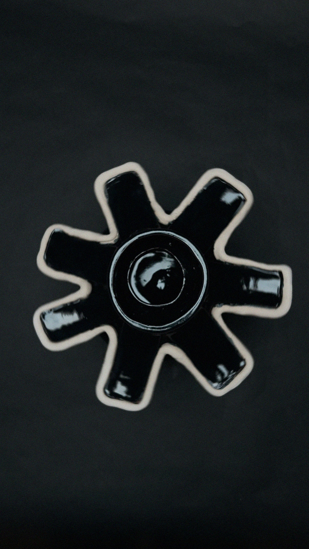 Navy Vase II by Los Objectos Decorativos Vases