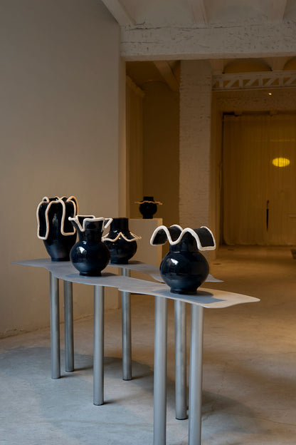 Navy Vase I by Los Objectos Decorativos Vases