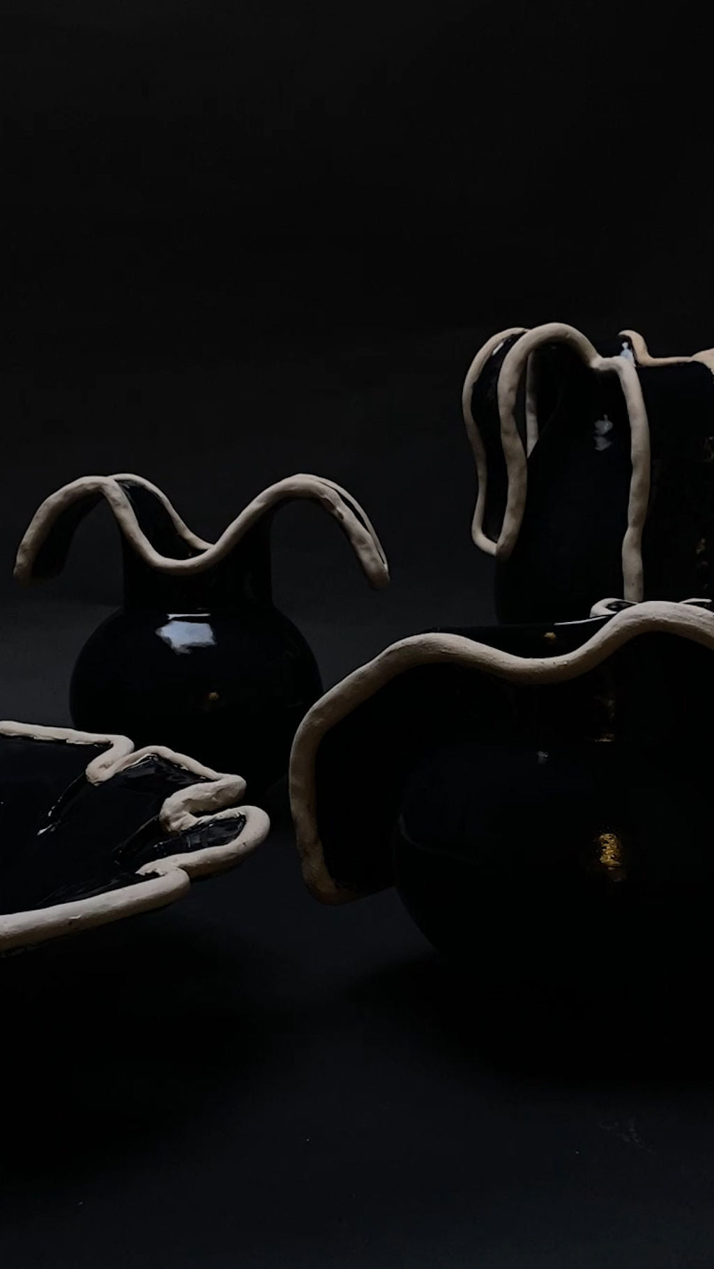 Navy Vase VIII by Los Objectos Decorativos Vases