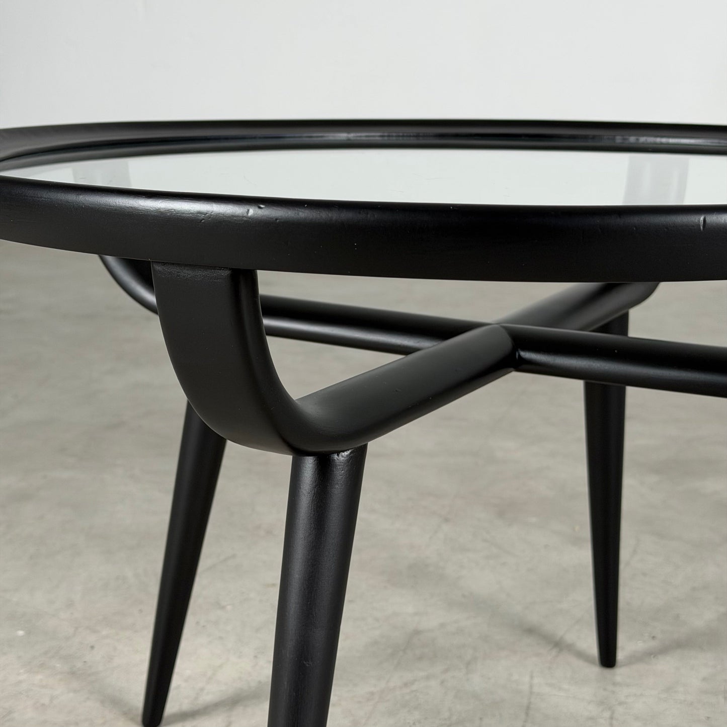Nicolay Diulgheroff Semi-Matte Black Lacquer Round Coffee Table, Italy, 1950s Coffee Tables