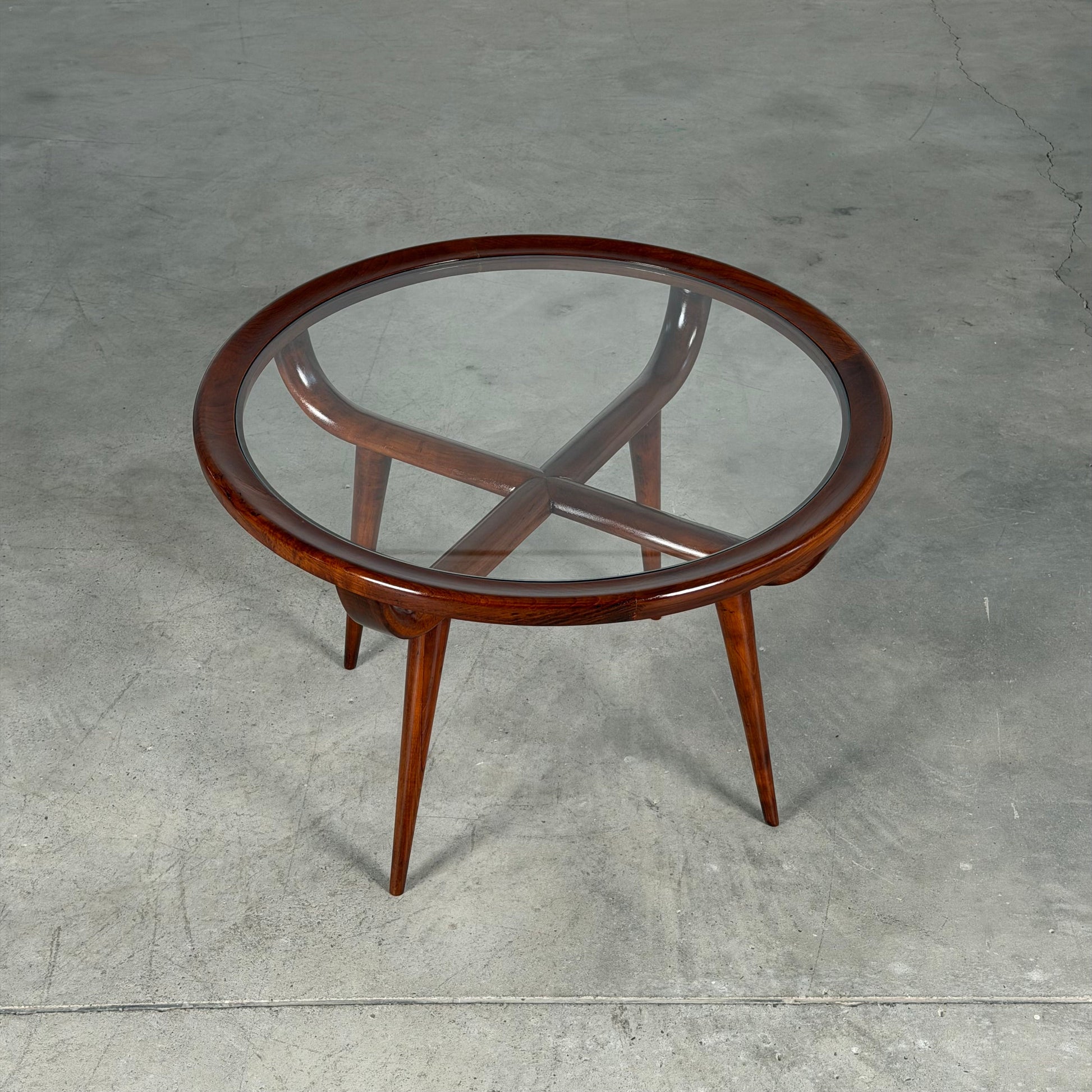 Nicolay Diulgheroff Walnut Round Coffee Table, Italy, 1950s Coffee Tables
