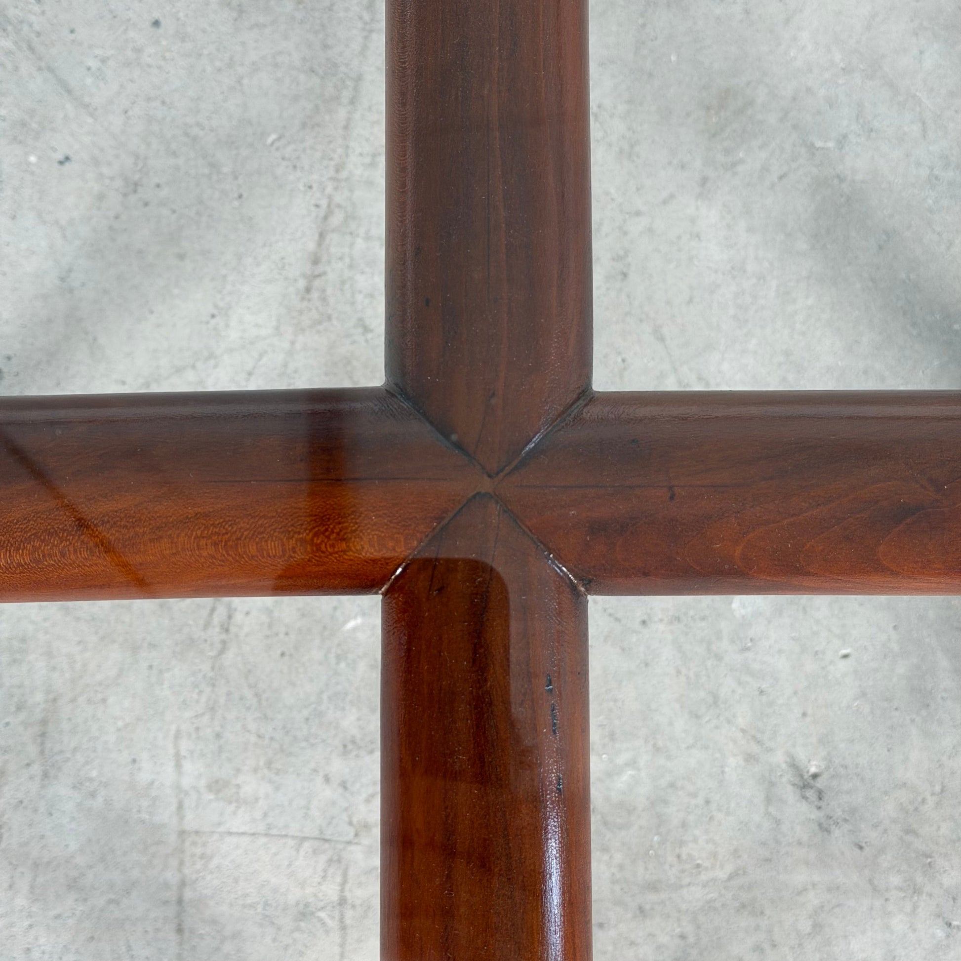 Nicolay Diulgheroff Walnut Round Coffee Table, Italy, 1950s Coffee Tables