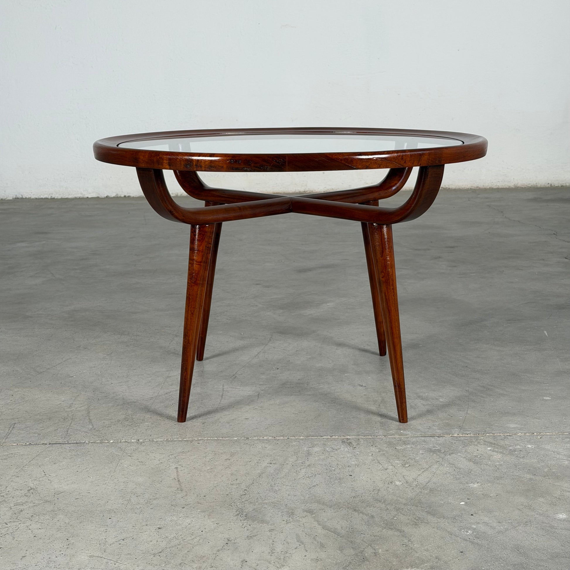 Nicolay Diulgheroff Walnut Round Coffee Table, Italy, 1950s Coffee Tables