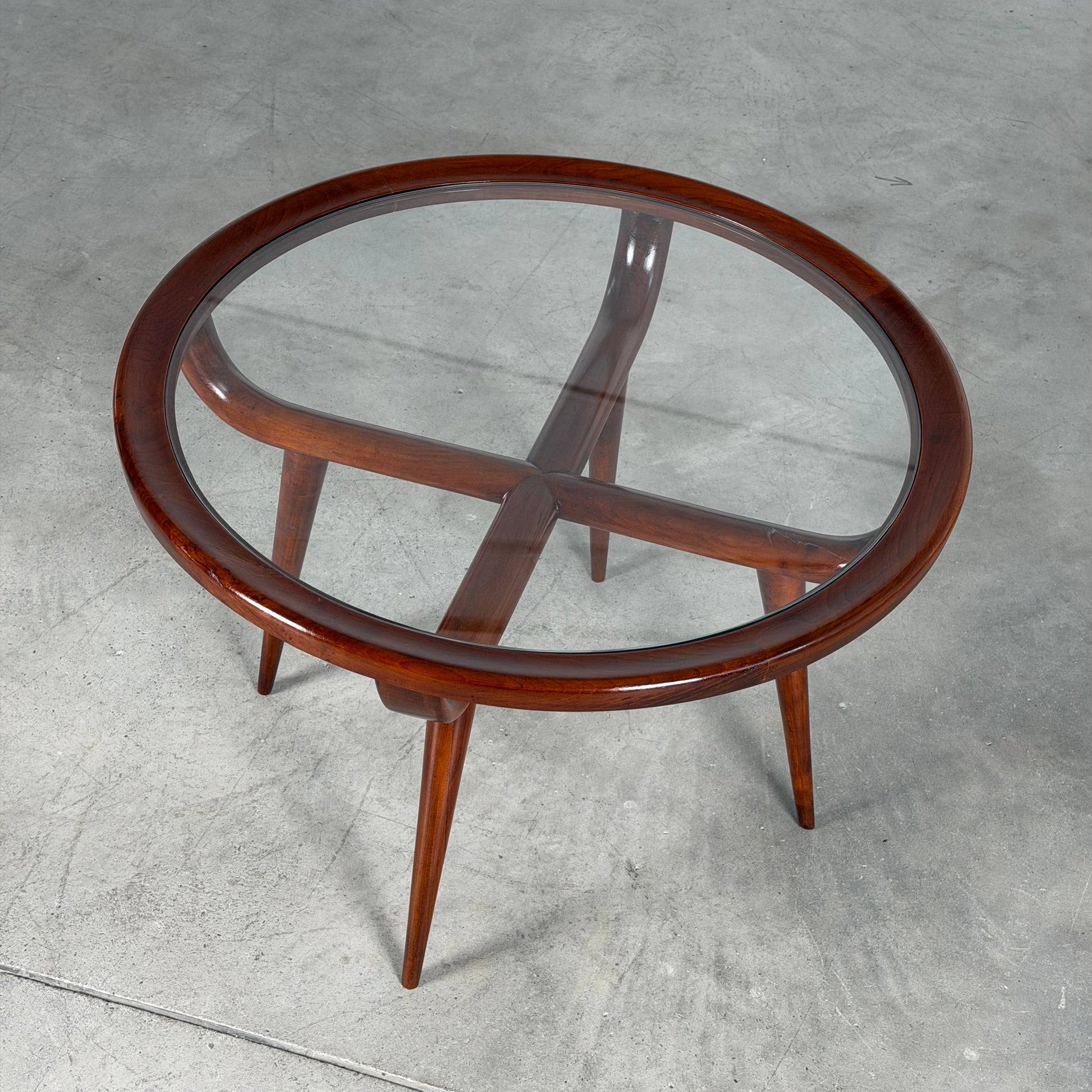 Nicolay Diulgheroff Walnut Round Coffee Table, Italy, 1950s Coffee Tables