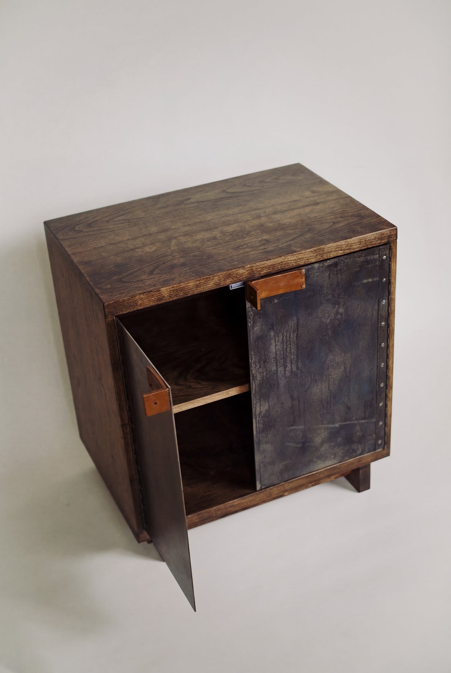 Nimbus Nightstand Nightstands