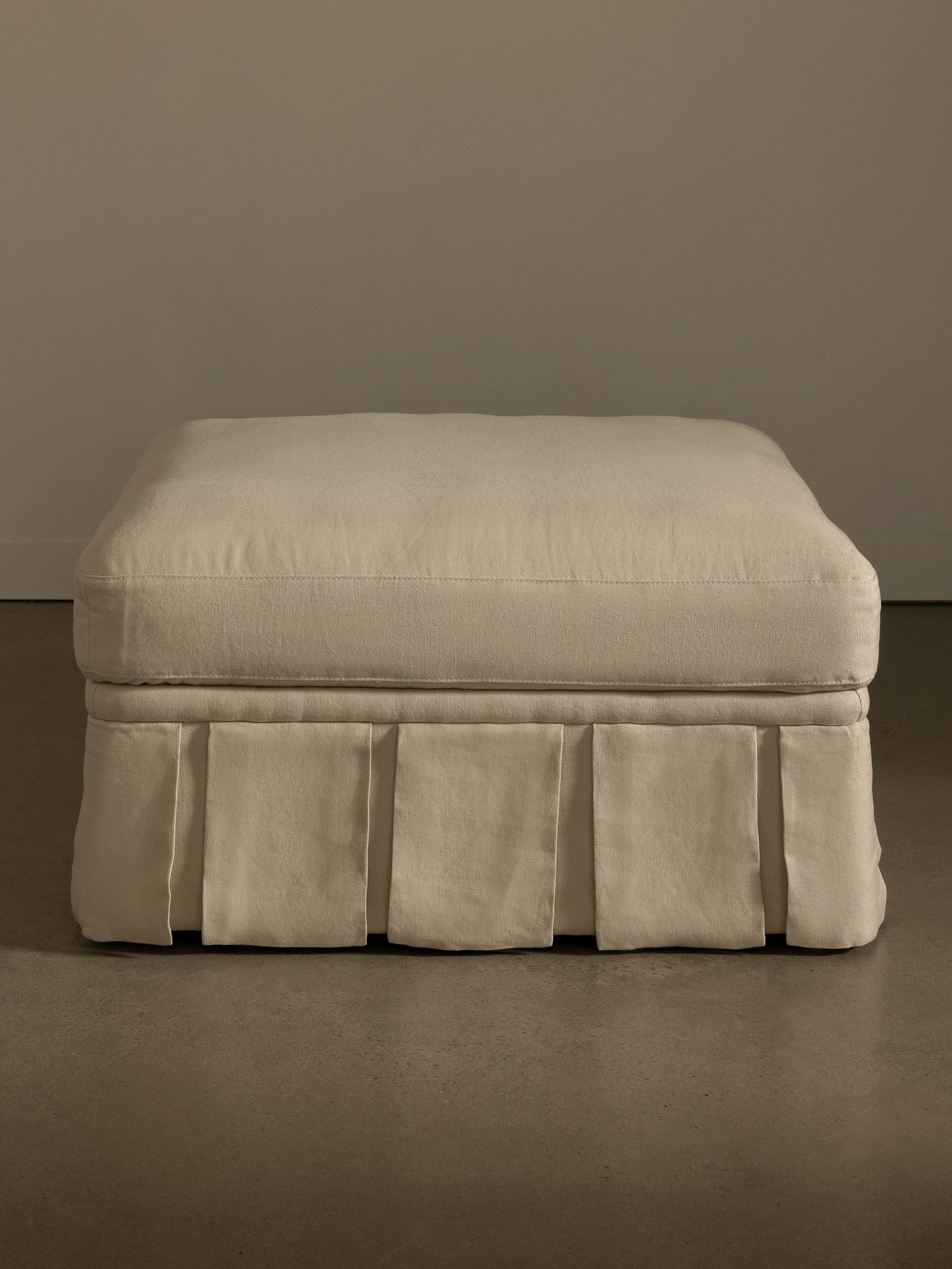 Nora Ottoman Creme Ottomans