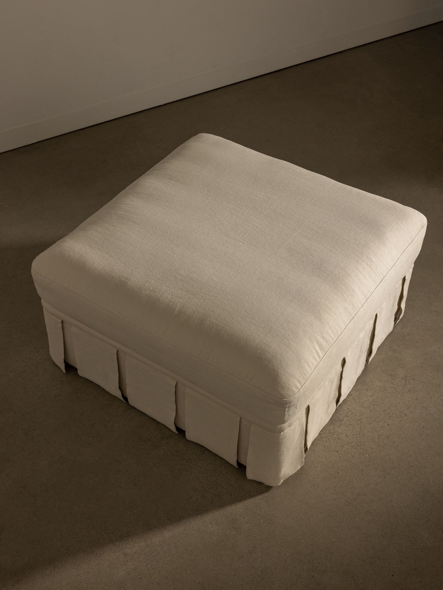 Nora Ottoman Creme Ottomans