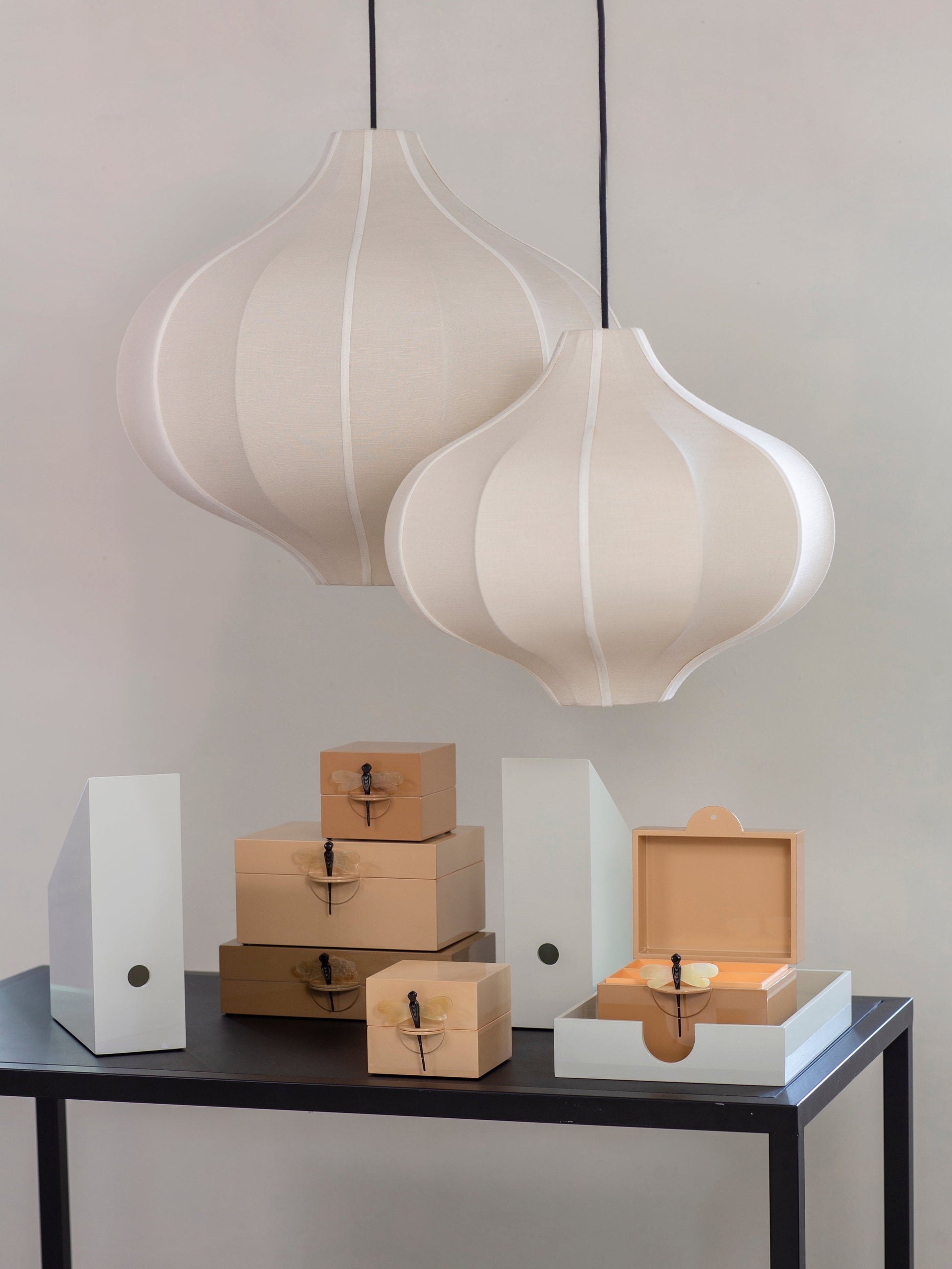 Onion Large Lampshade with Off-White Silk Lamp Shades