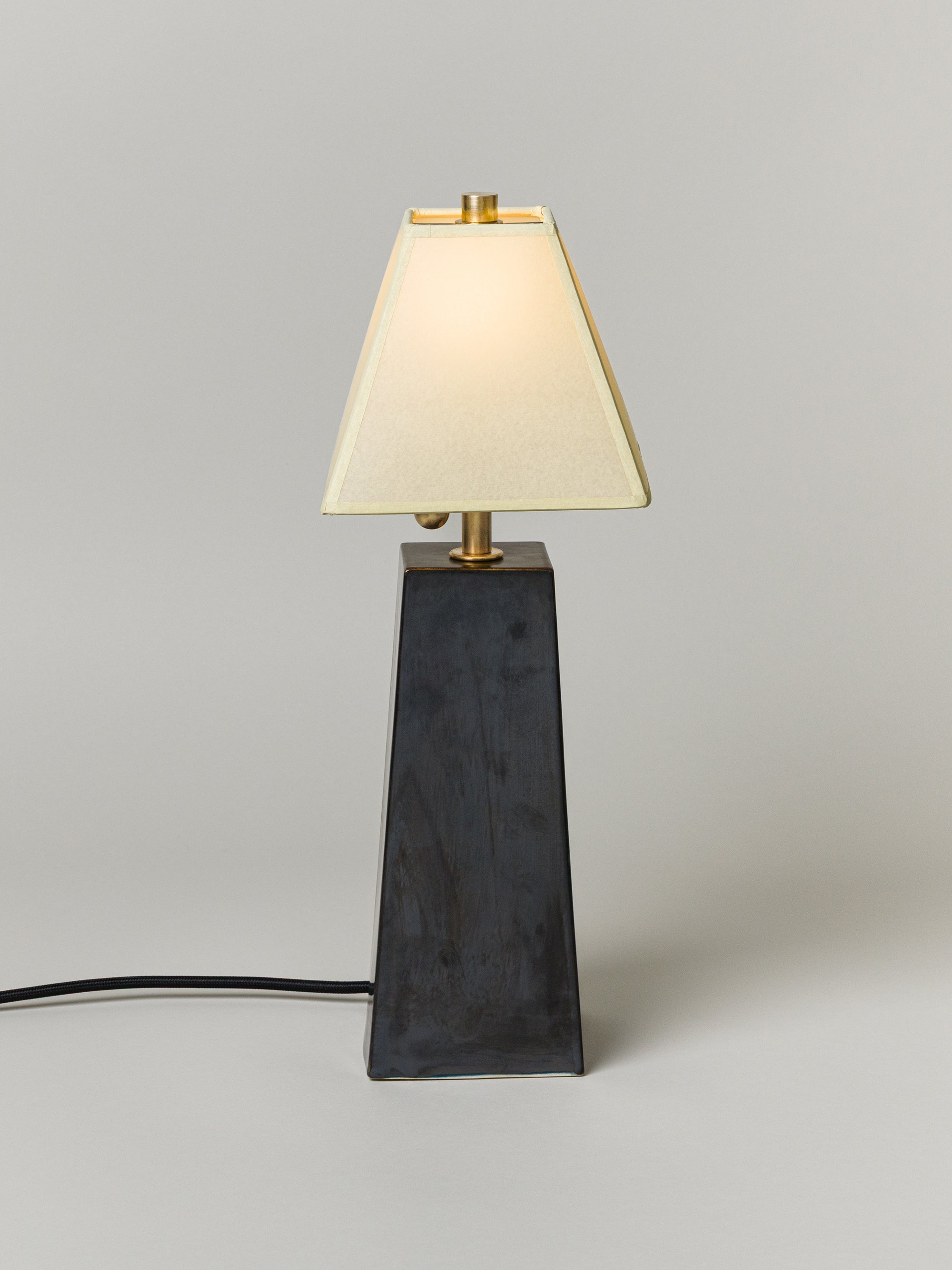 SIN Osen Table Lamp - Thumbnail 2