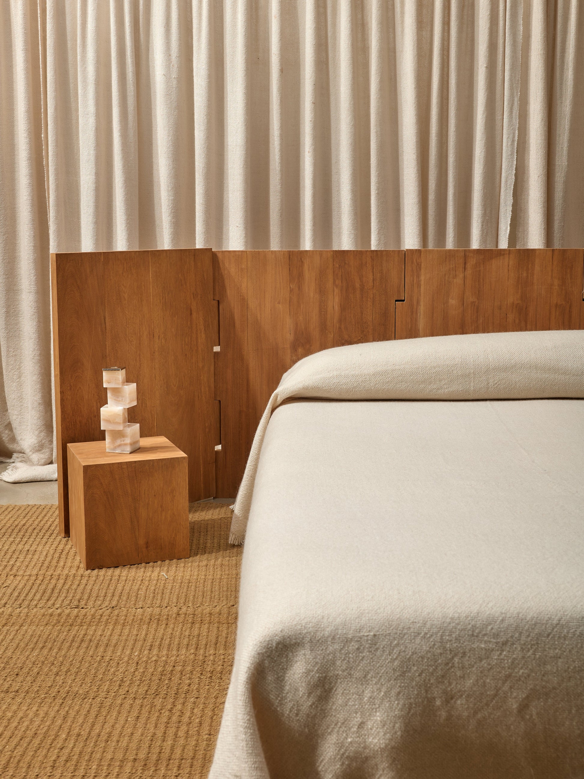 Otono Blanca Bed Quilt in Light Texture Quilts