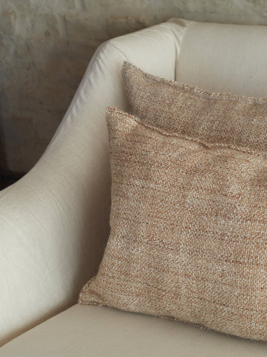 Otono Jaspeado Blanca Camel Pillow - Light Texture Pillows