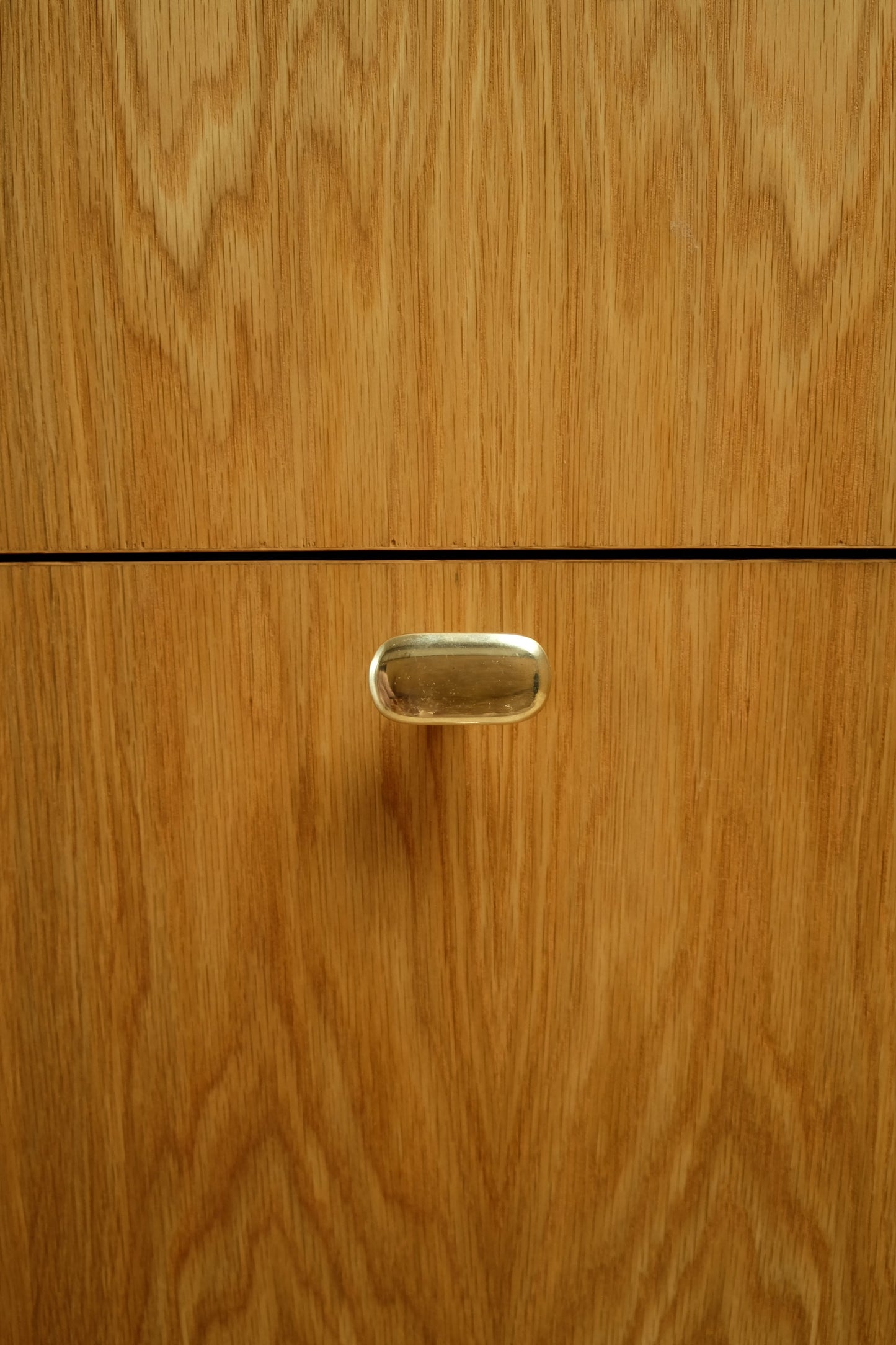 Oval Knob/Hook Hardware