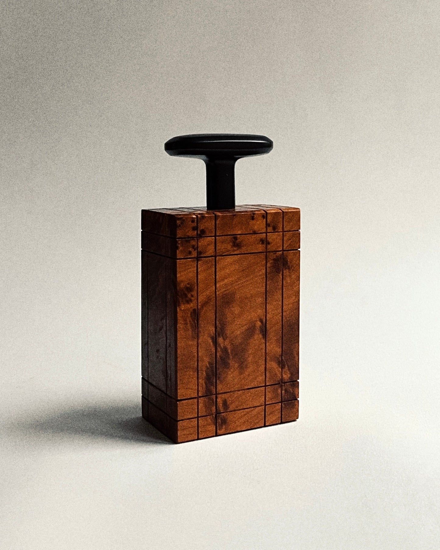 Oval Knob/Hook Hardware