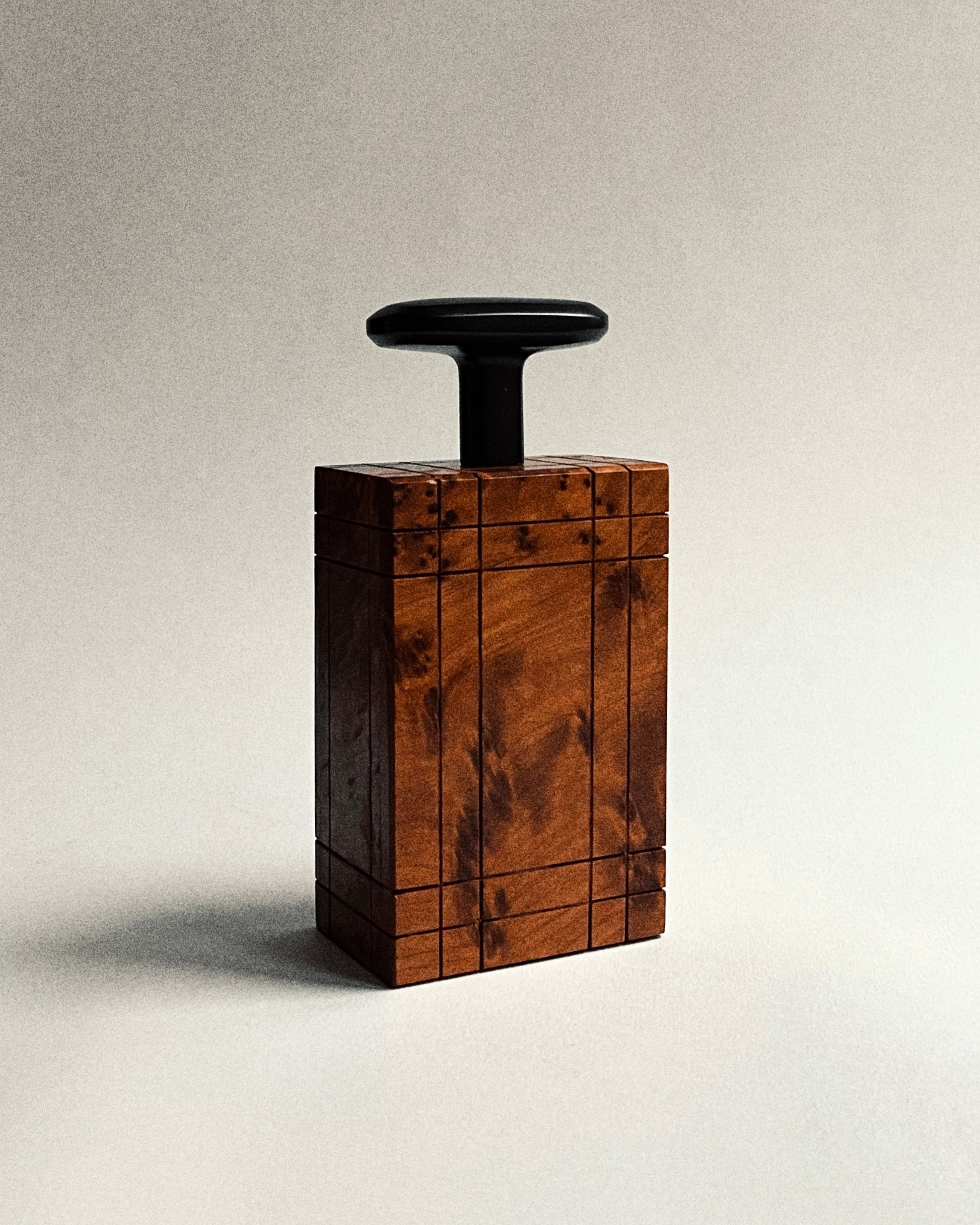 Oval Knob/Hook Hardware