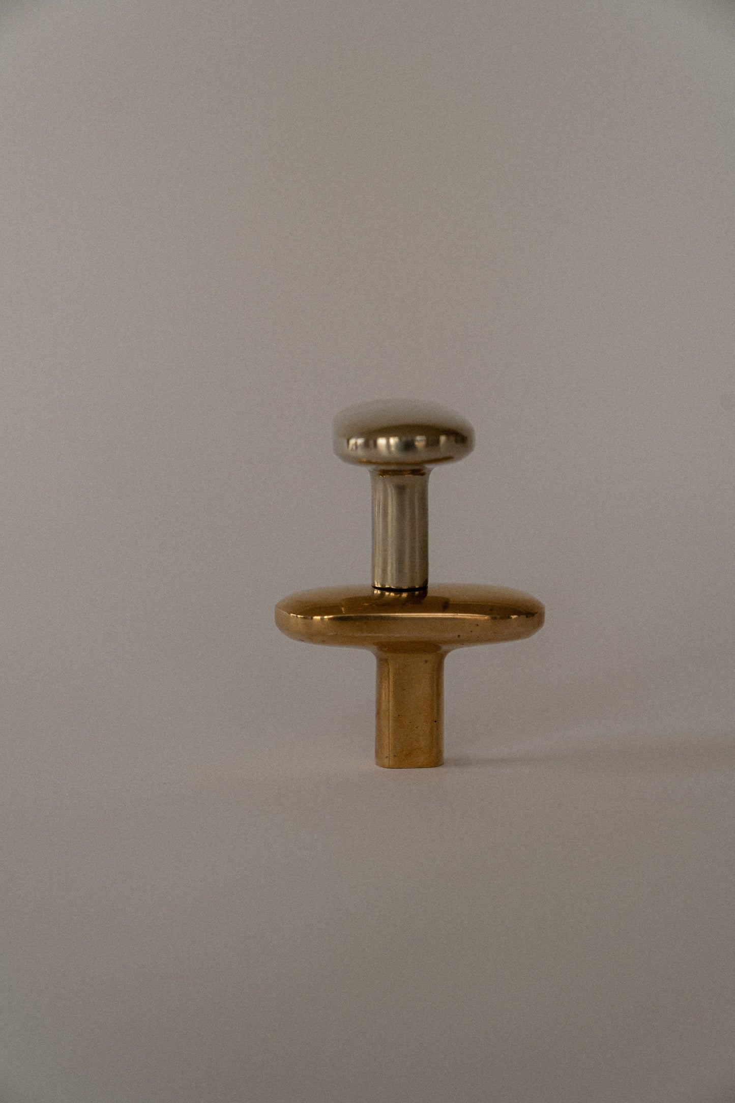 Oval Knob/Hook Hardware