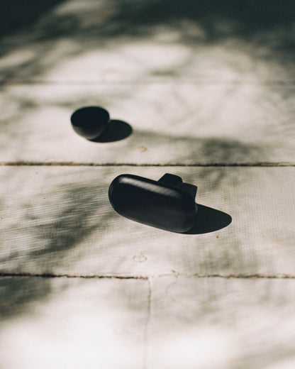 Oval Knob/Hook Hardware