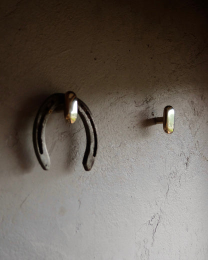 Oval Knob/Hook Hardware