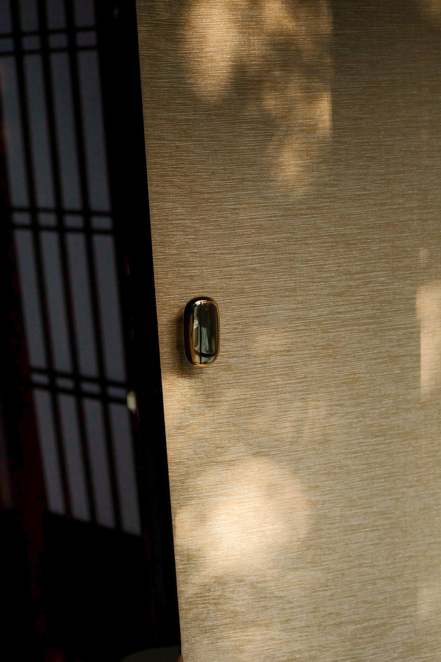 Oval Knob/Hook Hardware