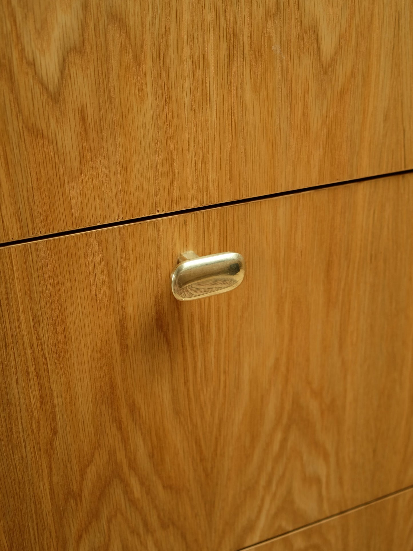 Oval Knob/Hook Hardware