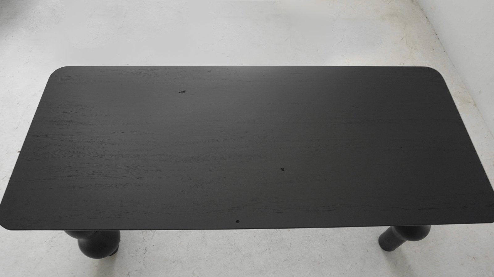 Oyster Dining Table in Black Dining Tables