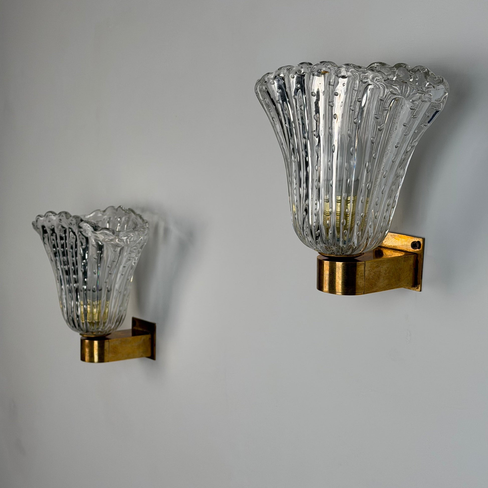 Pair of Archimede Seguso "Bullicante" Murano Glass Wall Sconces, 1940s Sconces