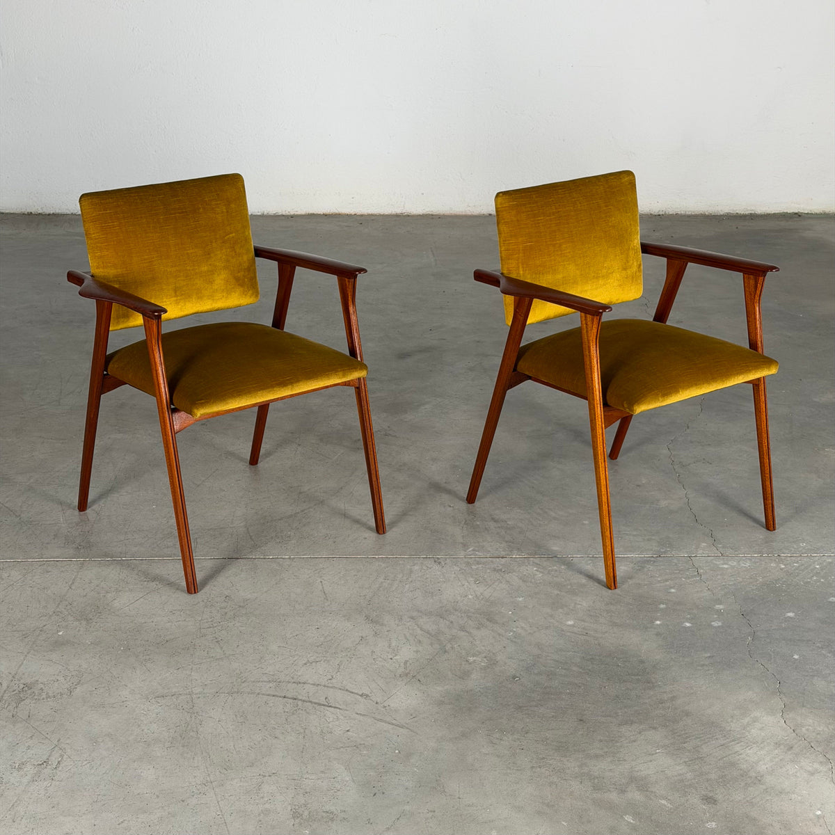 Pair of Armchairs by Franco Albini for Poggi, Original Velvet, 1960s Armchairs