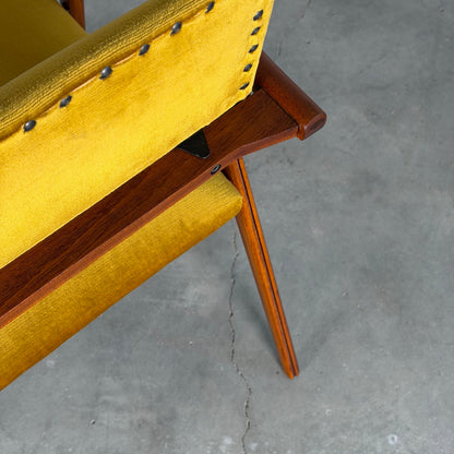 Pair of Armchairs by Franco Albini for Poggi, Original Velvet, 1960s Armchairs