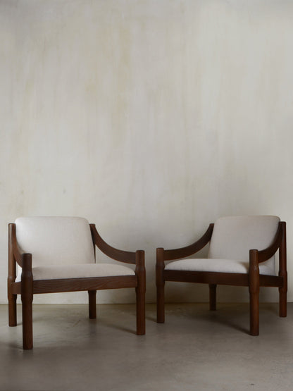 Pair of Carimate 930 Armchair by Vico Magistretti, 1960 Chairs