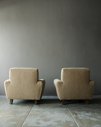 Pair of Carlton Lounge Chairs Chairs