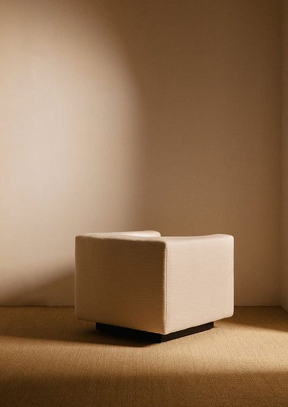 Pair of "Elliptic" Armchairs, Bernard Govin - White Chairs