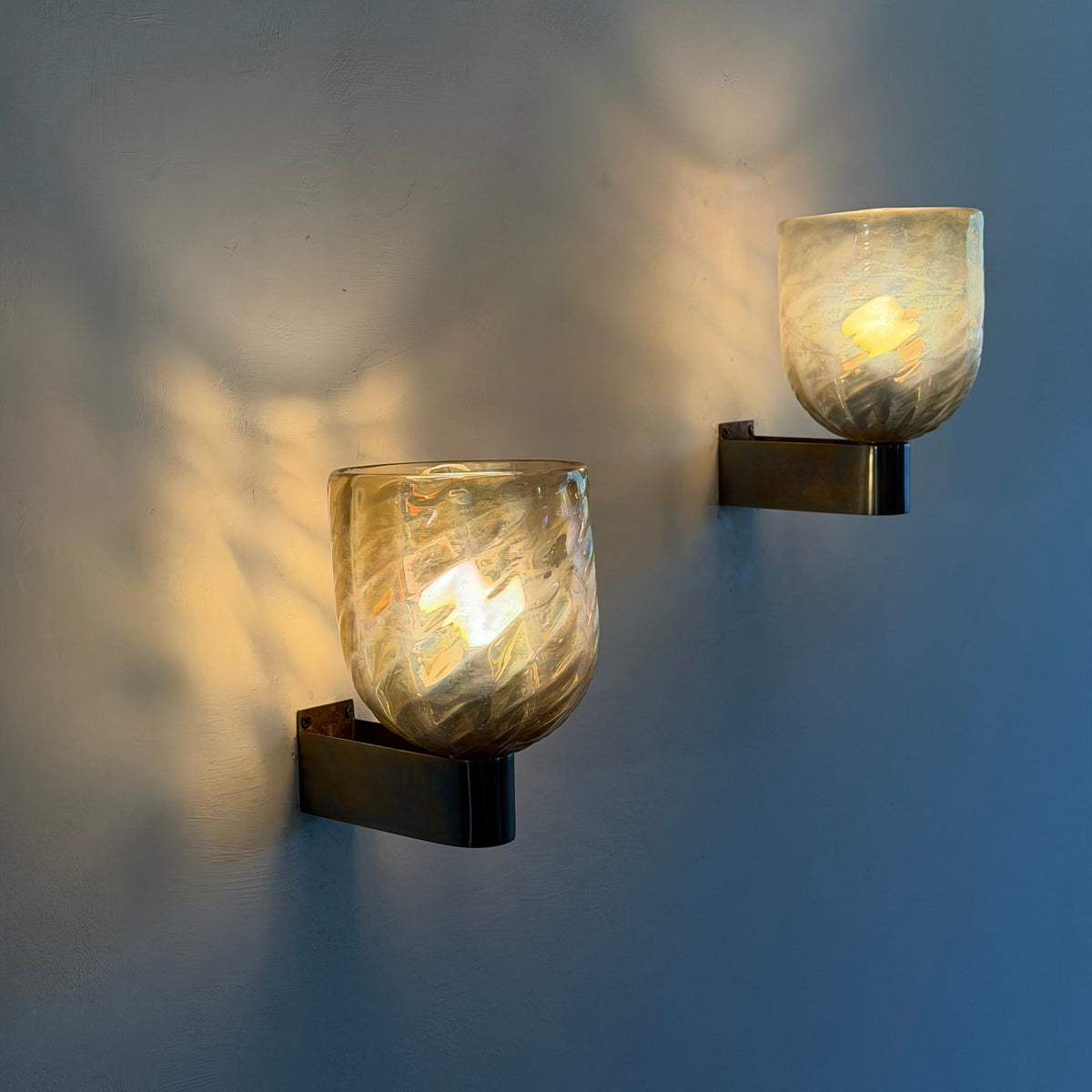 Pair of Iridescent Hammered Murano Glass Wall Sconces by Archimede Seguso, 1940s Sconces