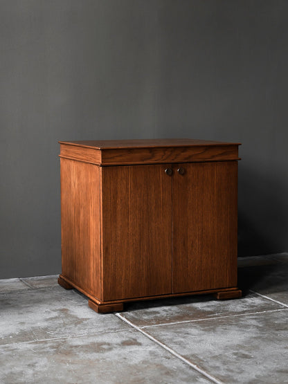 Pair of Lancaster Nightstands Nightstands