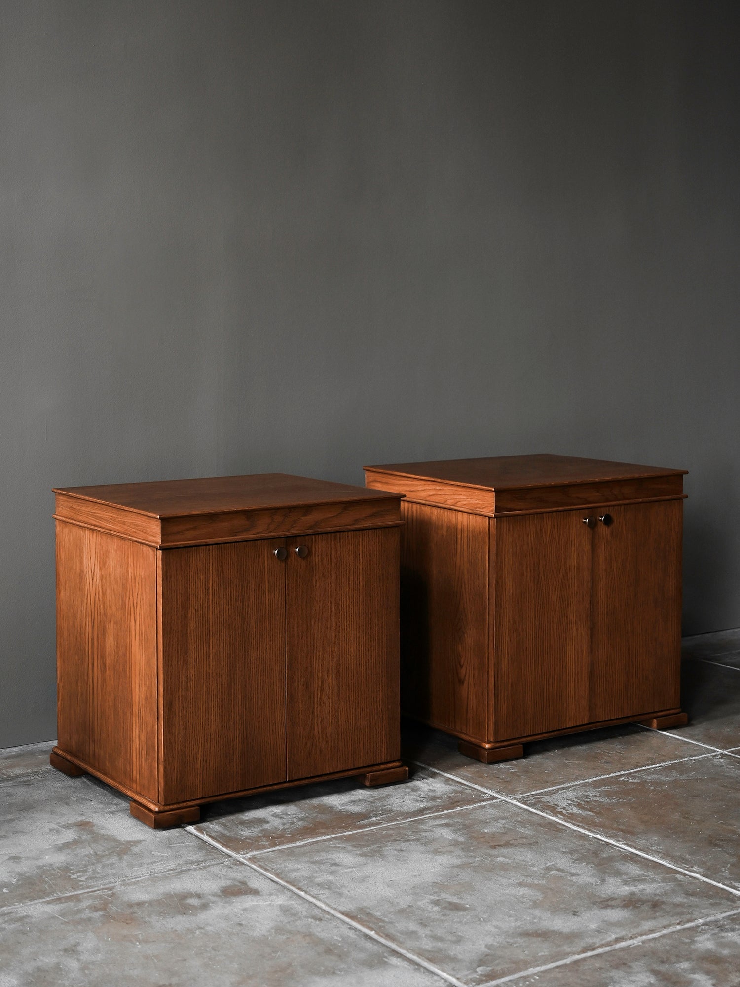 Pair of Lancaster Nightstands Nightstands