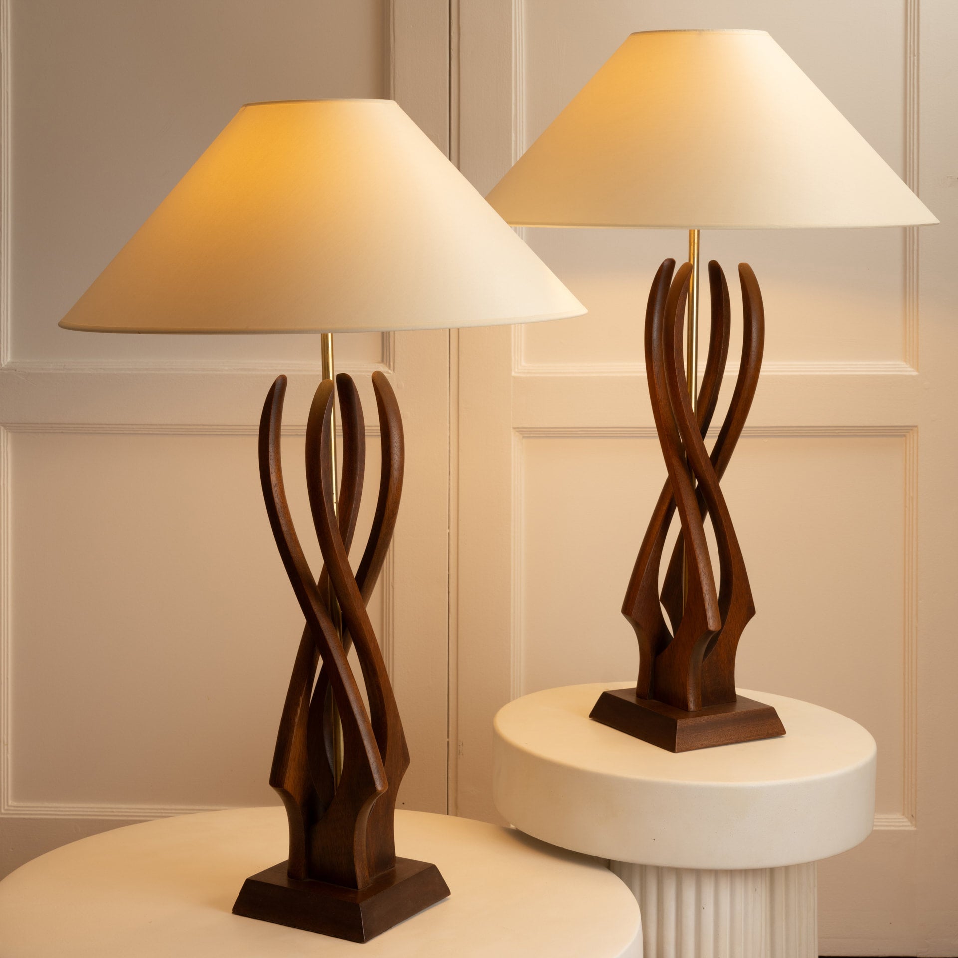 Pair of Large Vintage Lamps From The Mid-20th Century Table Lamps