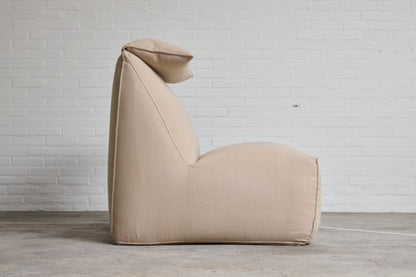 Pair of 'Le Bambole' Lounge Chairs by Mario Bellini for B&B Italia Chairs